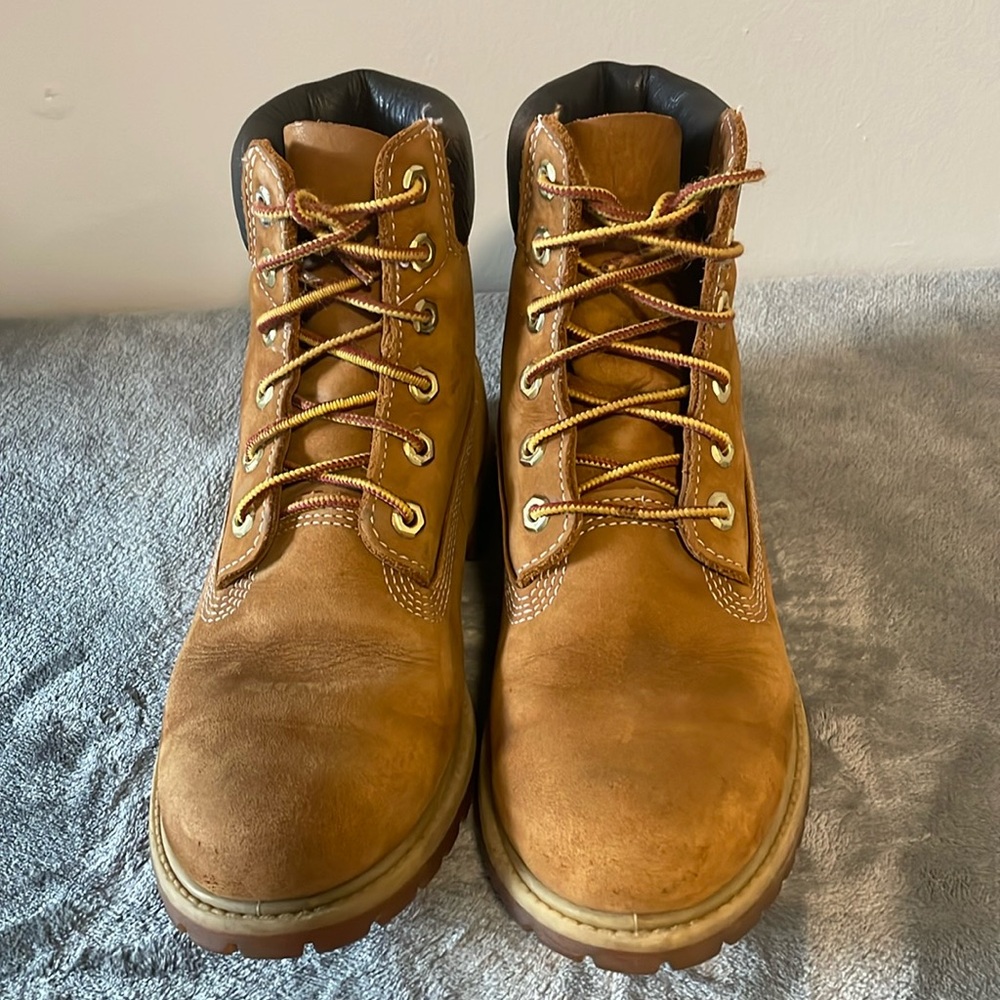 Timberland Wheat Brown Leather Ankle Boots
